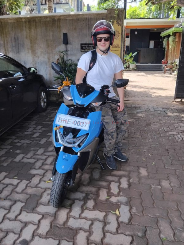 Negombo by Scooty: Ride Through the City’s Best Spots