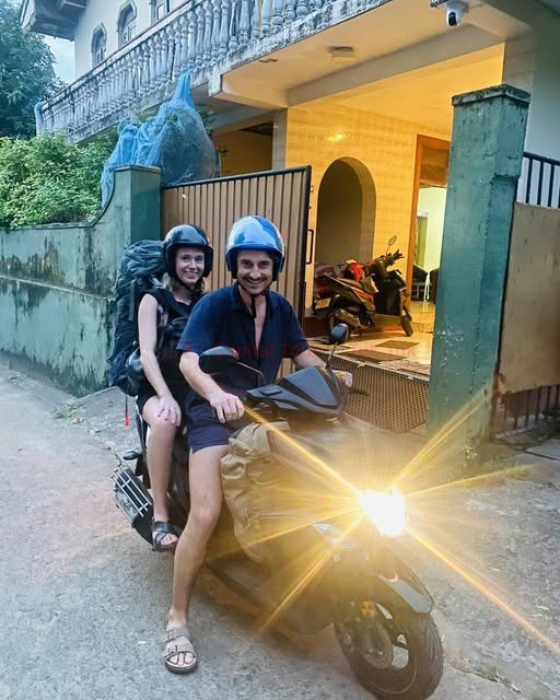 Scooter Street Eats Tour in Colombo ( All inclusion )