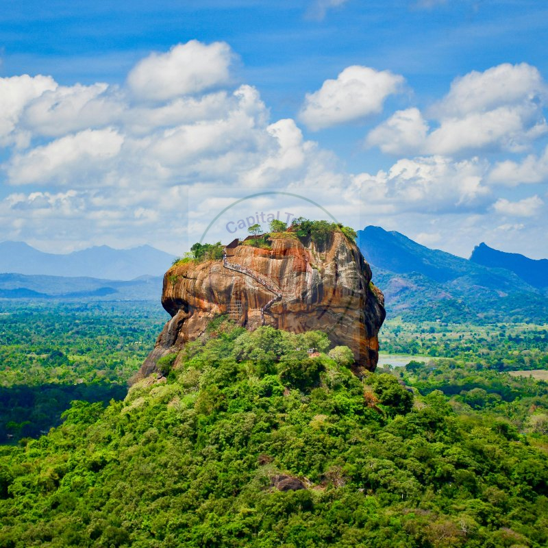 Sigiriya, Pidurangala & Village Tour by Car / Van